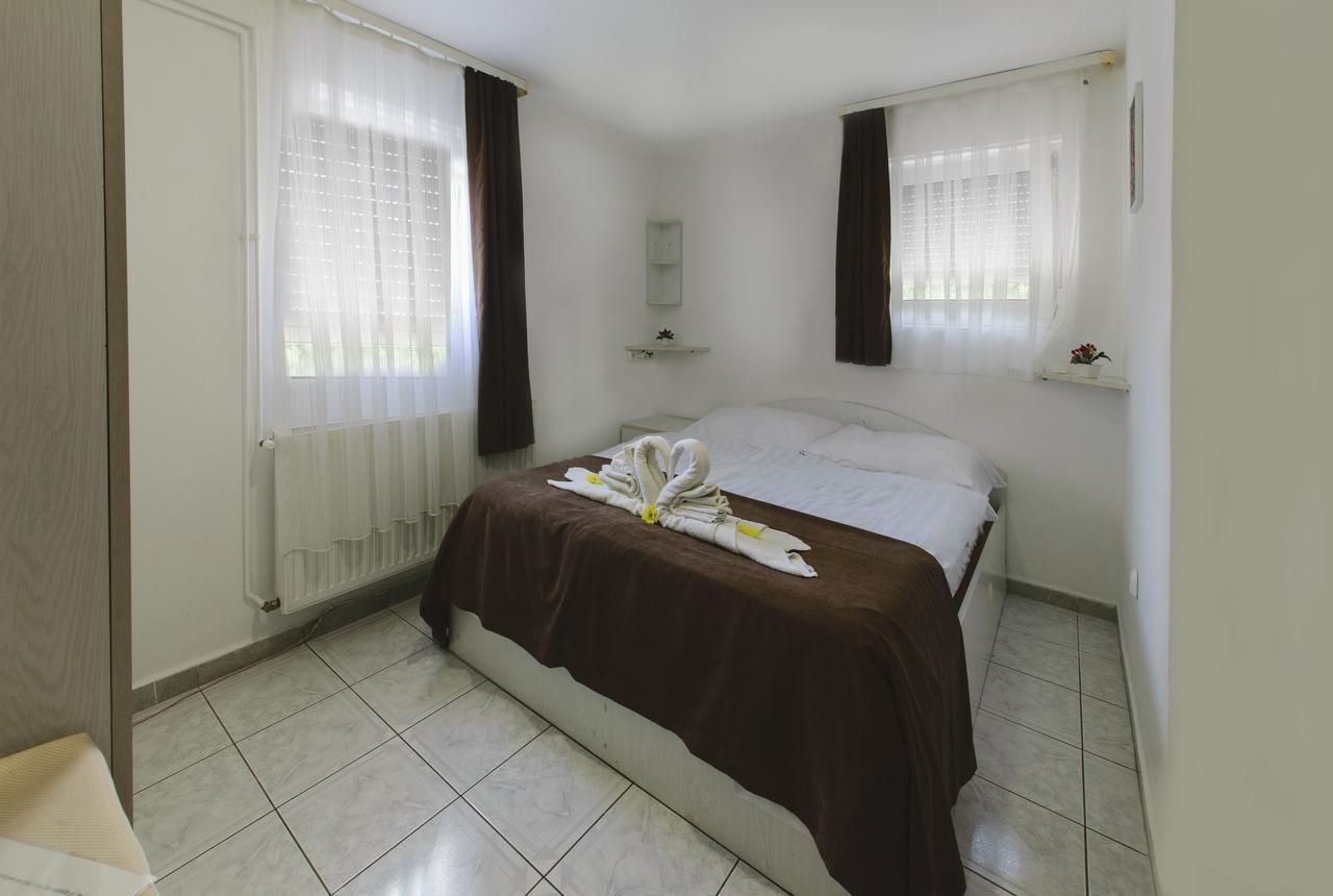 Hotel Irini Panzio Budapeszt Zewnętrze zdjęcie